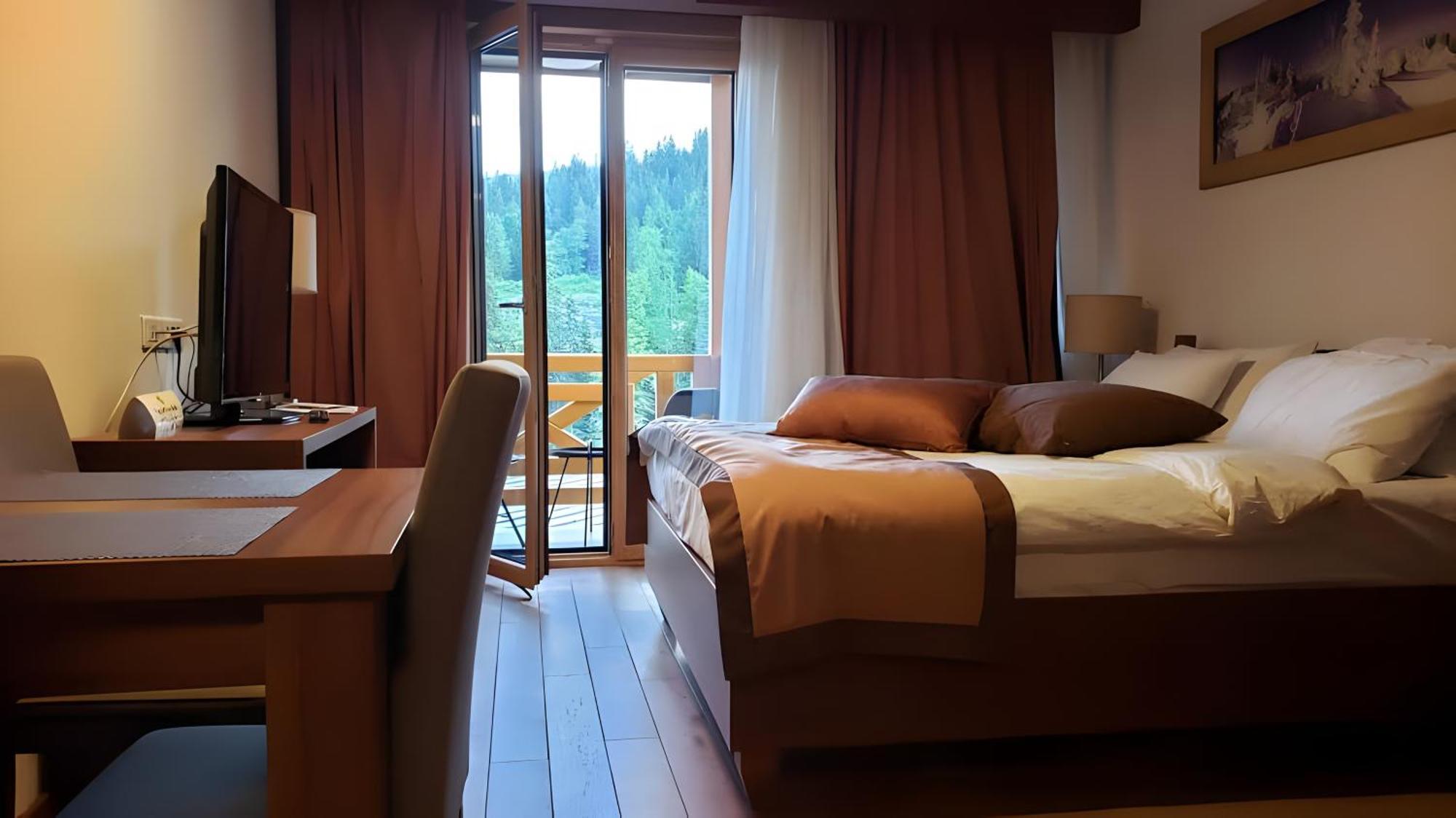 Apartments B229 & B230 In Aparthotel Vucko, Jahorina -Private Host Exterior photo