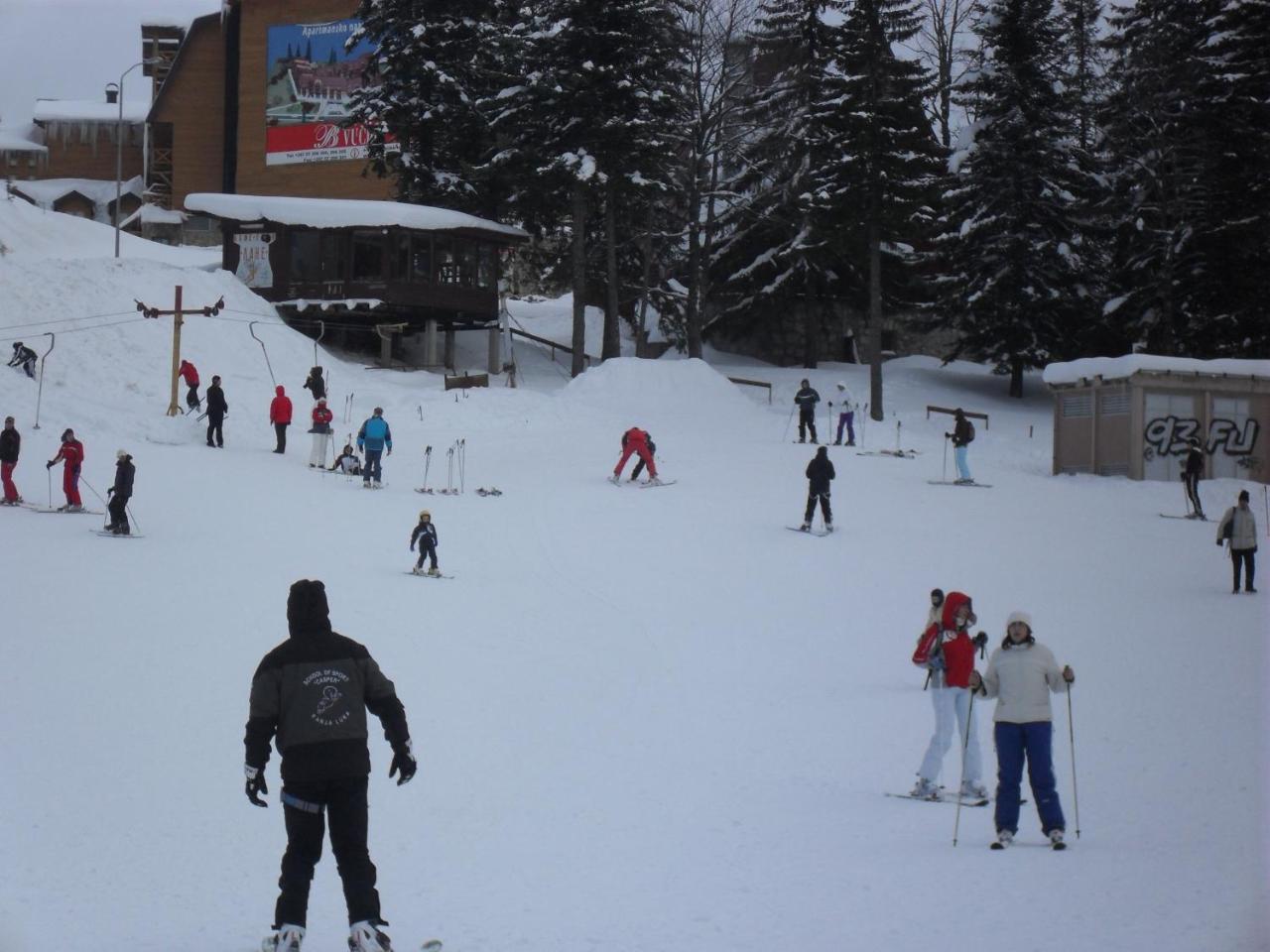 Apartments B229 & B230 In Aparthotel Vucko, Jahorina -Private Host Exterior photo